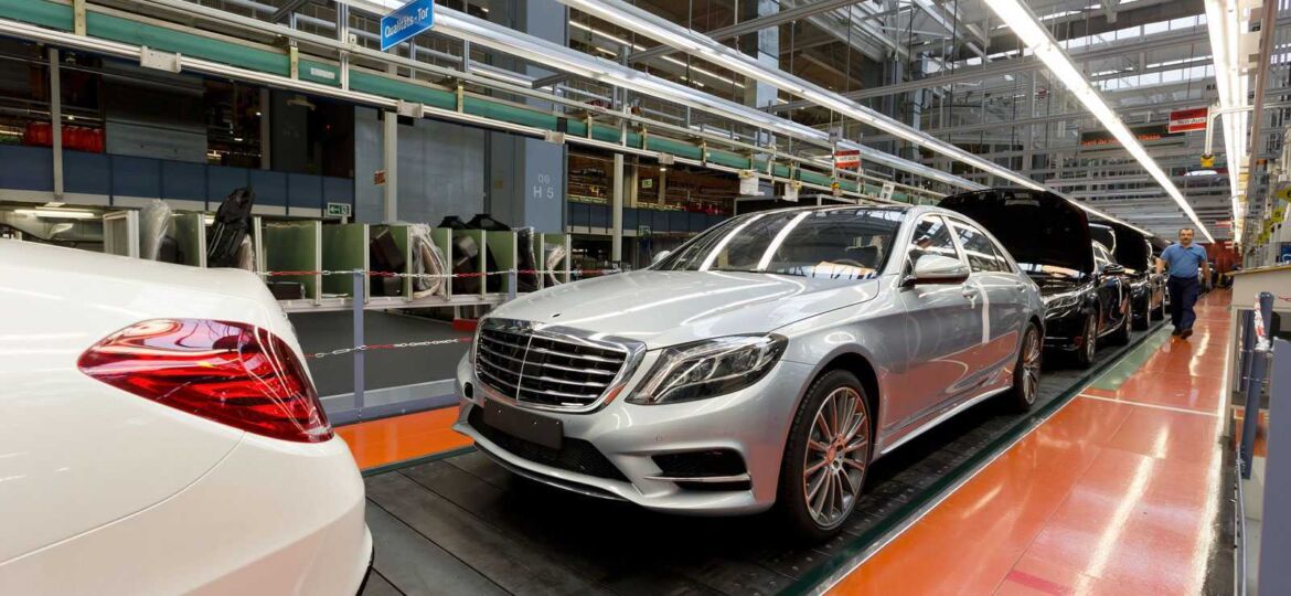 invest-for-luxury-with-new-mercedes-benz-s-class-2014