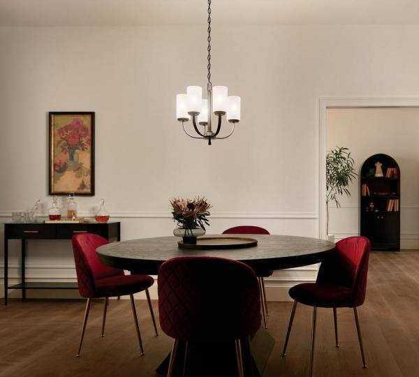 kichler-chandeliers-bring-inexpensive-beauty-and-design-taste-to-your-dining-area