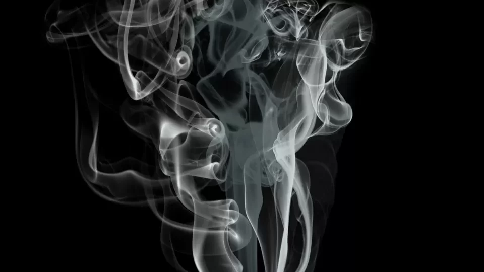 Secrets to Successfully Pick Up Smoking Hot Women