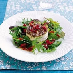 Peppery Goat’s Cheese With Sunblush Salad