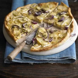 Potato, Brie & Thyme Pizza