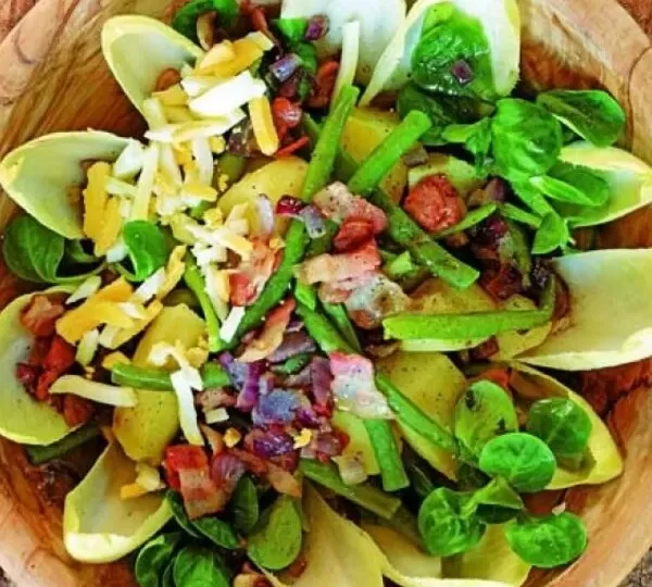 Liégeoise Salad