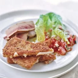 Grilled Tuna With Fried Manchego